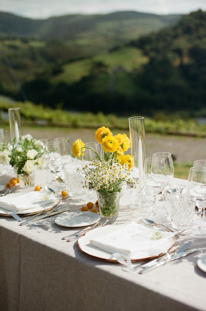 Wedding reception in Mallorca captured in a natural, documentary style
